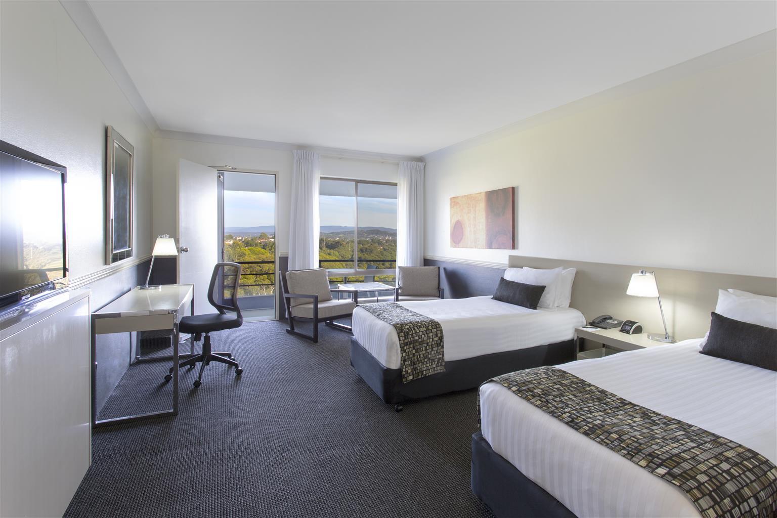 Western Apollo Hotel 4*